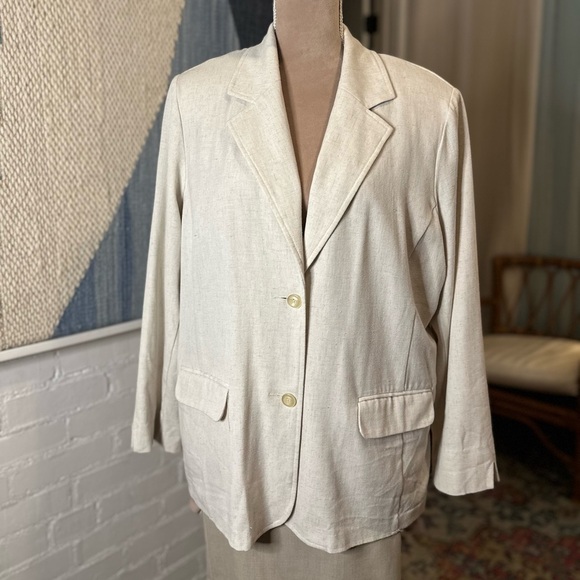 Sag Harbor Linen Blend Relaxed Cream Blazer - Picture 5 of 10